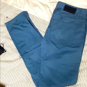 HUGO BOSS straight fire!!!! Size 32/32